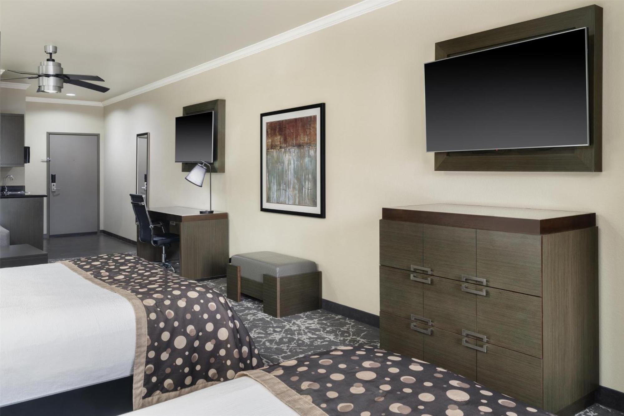 Best Western Premier Crown Chase Inn & Suites Denton Exterior foto